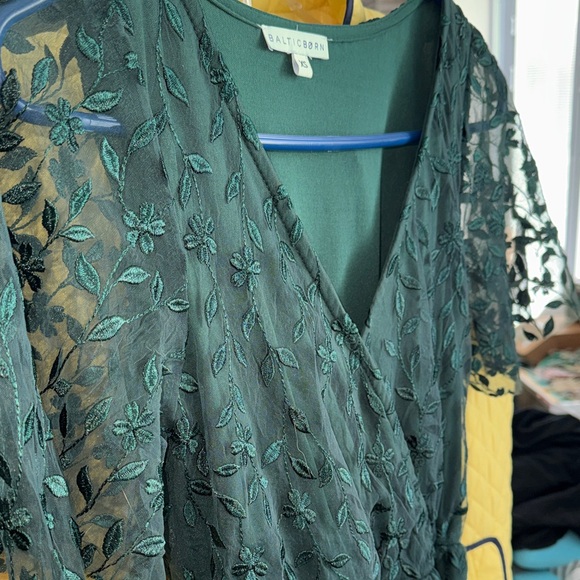Baltic Born Deep Green Lace Maxi Dress - Picture 2 of 7
